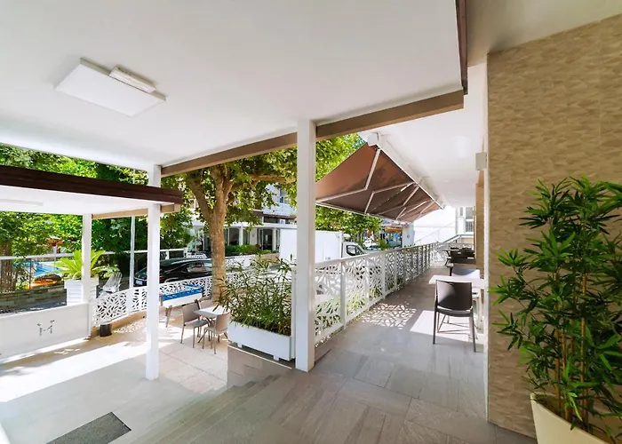 Hotel Mantovani Murano & Mariu 3*