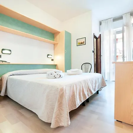 Mantovani Murano & Mariu Szálloda Rimini